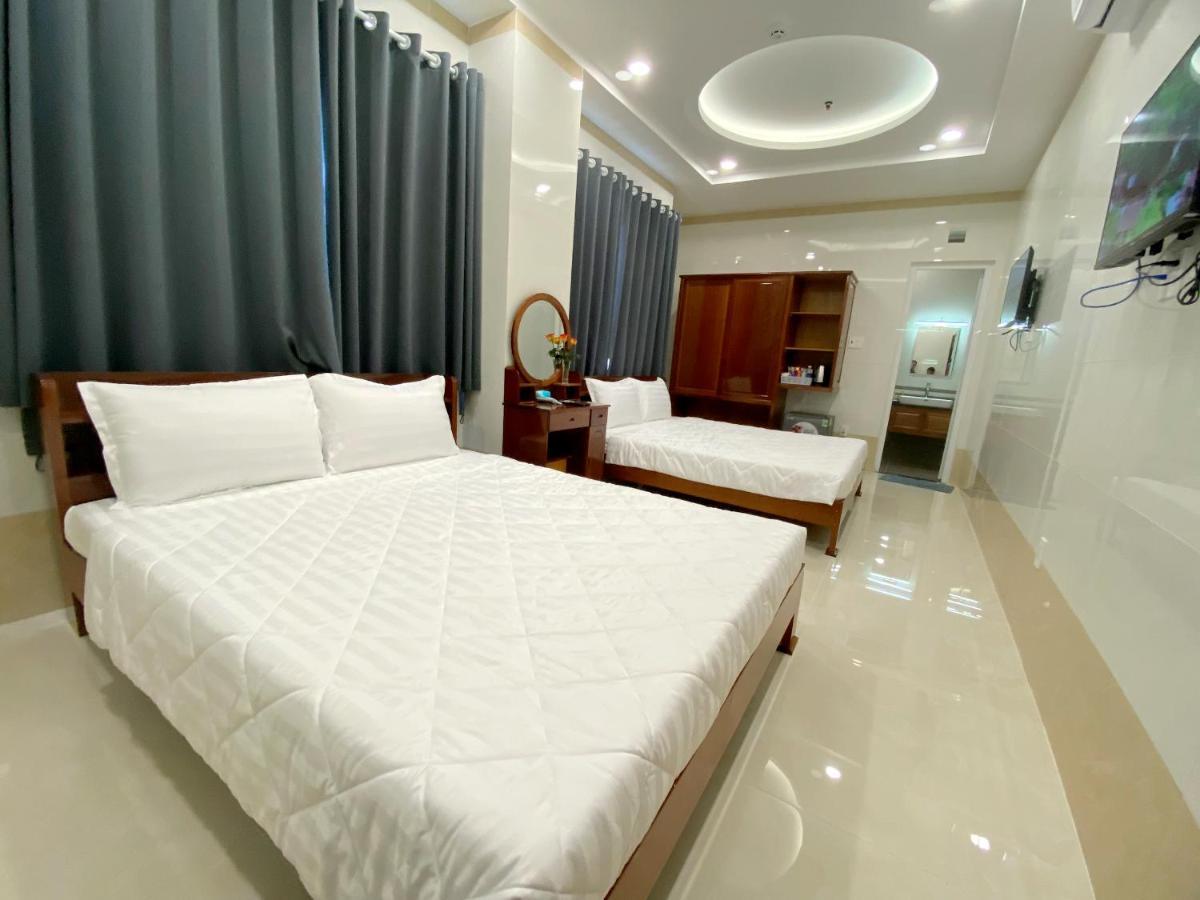 Khach San A68 Hotel Long My Exterior photo